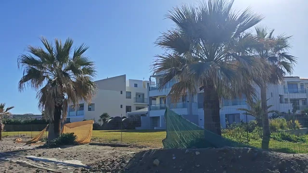 Rethymno Kreta , ein Winterspaziergang am Meer 🌊 Entlang der Hotels Iperion, Nautilux & Pearl Beach