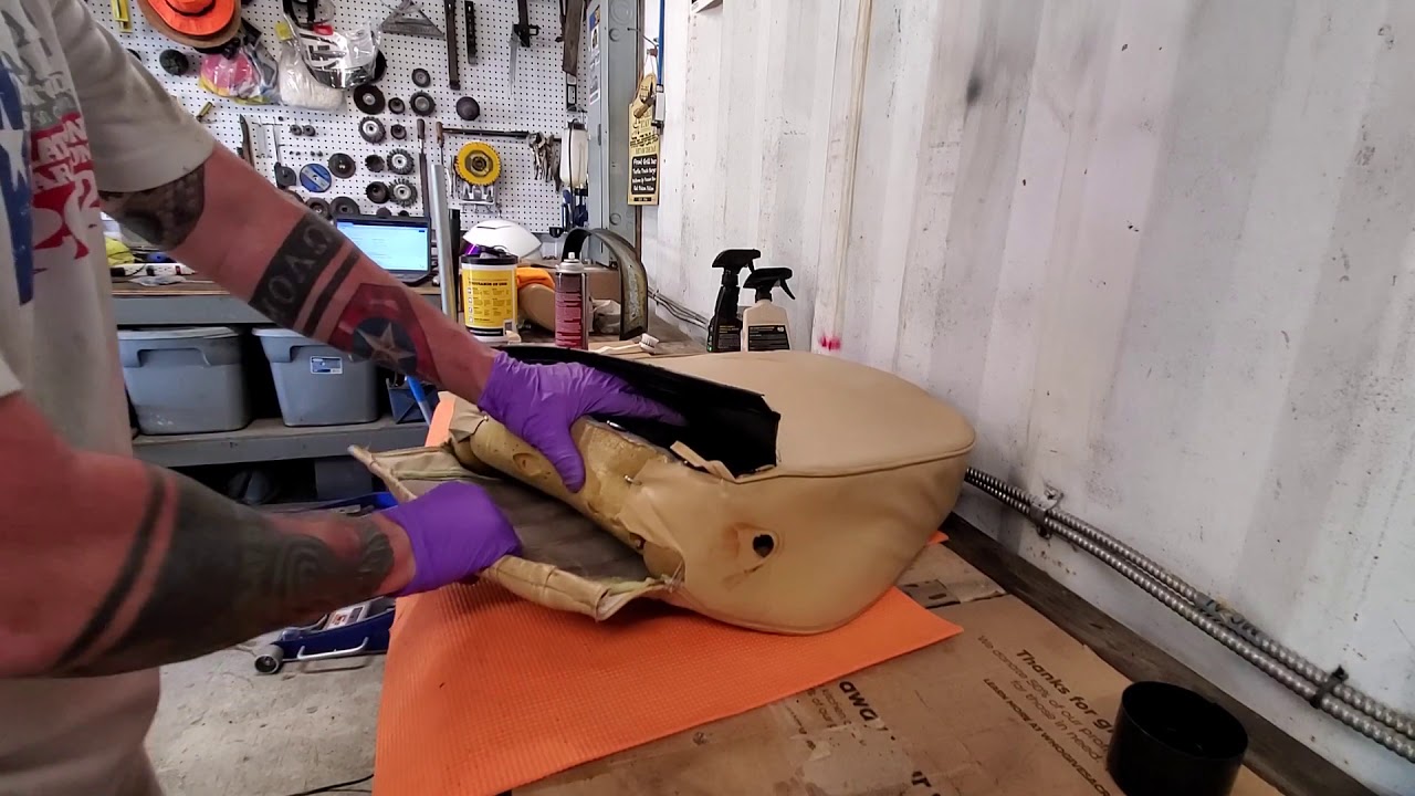 1979 Fiat Spider 124, Driver seat assembly