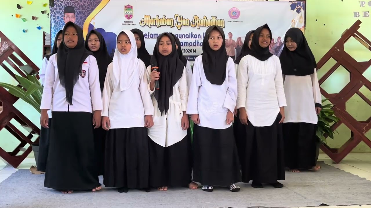 Karoke Waktu Sahar Adia dkk