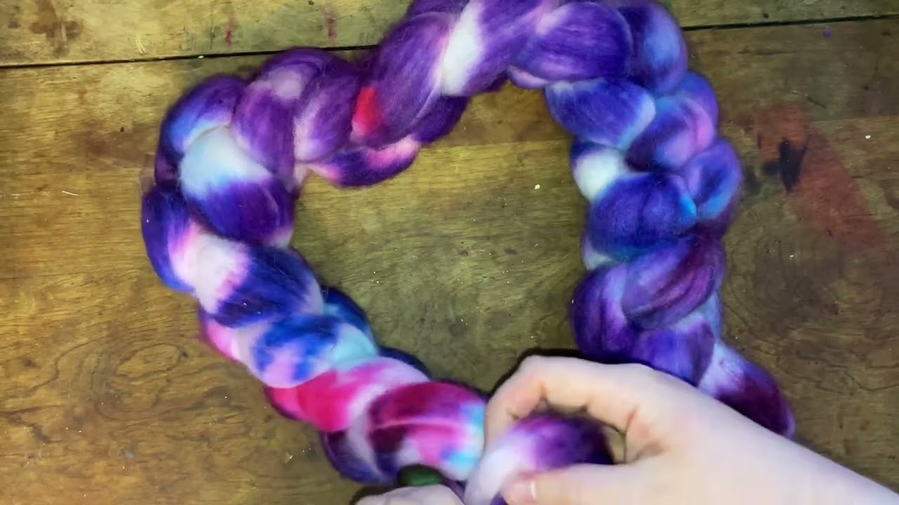 Glitched Stitchery Vlog 163: Food Color Dyeing and Spinning Cheviot Sock Blend Yarn AGAIN