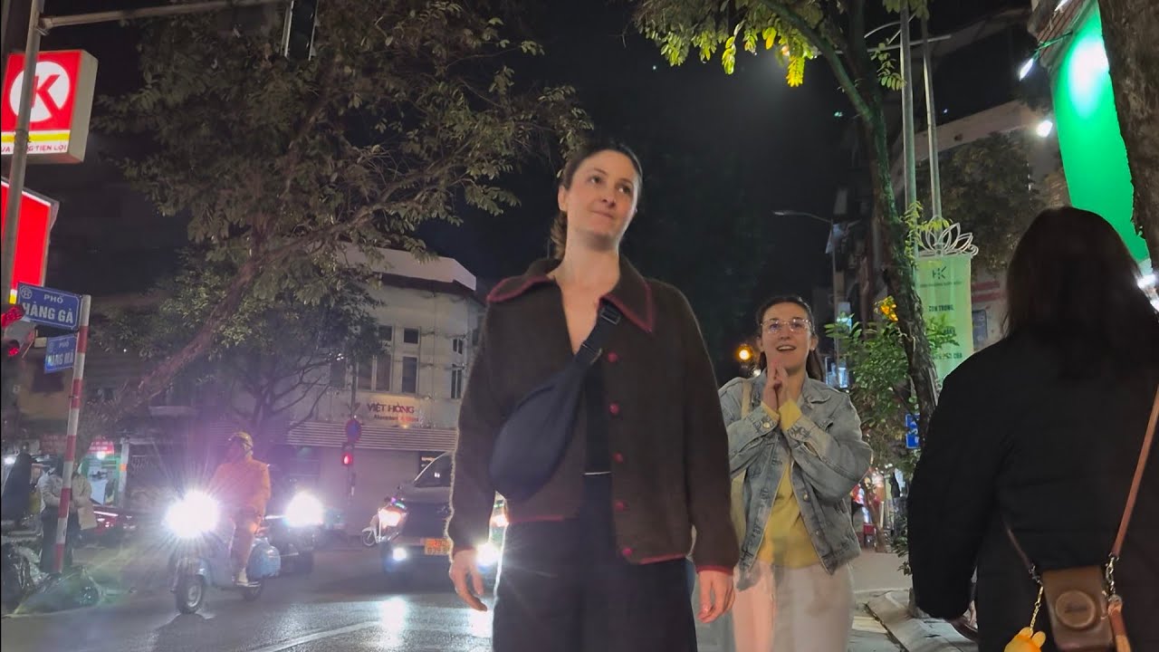 Phố Hàng Gà Hà Nội mùa đông | Hang Ga Hà Nội Nightlife winter Walking 