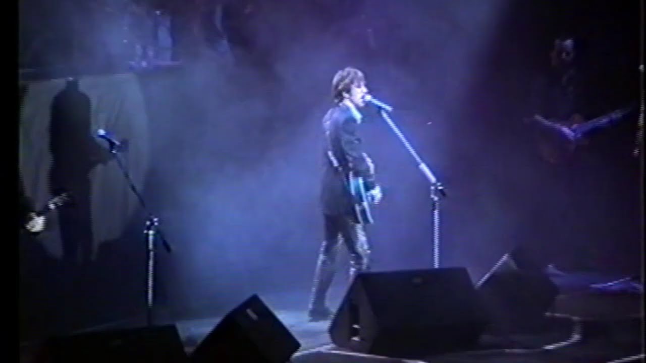 Duncan Dhu y Ojos de Carmen (Tomelloso, plaza de Toros, 28-8-1990)