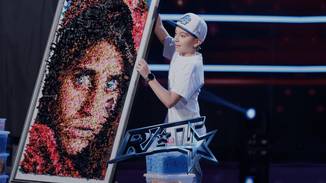 Albert Oprea a făcut din piese LEGO un chip perfect | Românii Au Talent S16