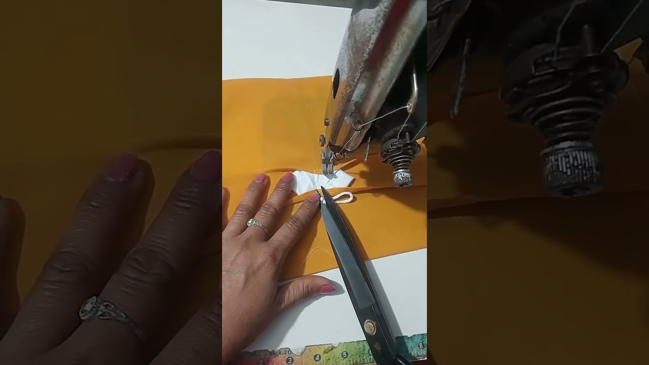 Bahut Hi pyara unique simple  design sleeves main banaen 👌#stitching ideas 💡#for beginners