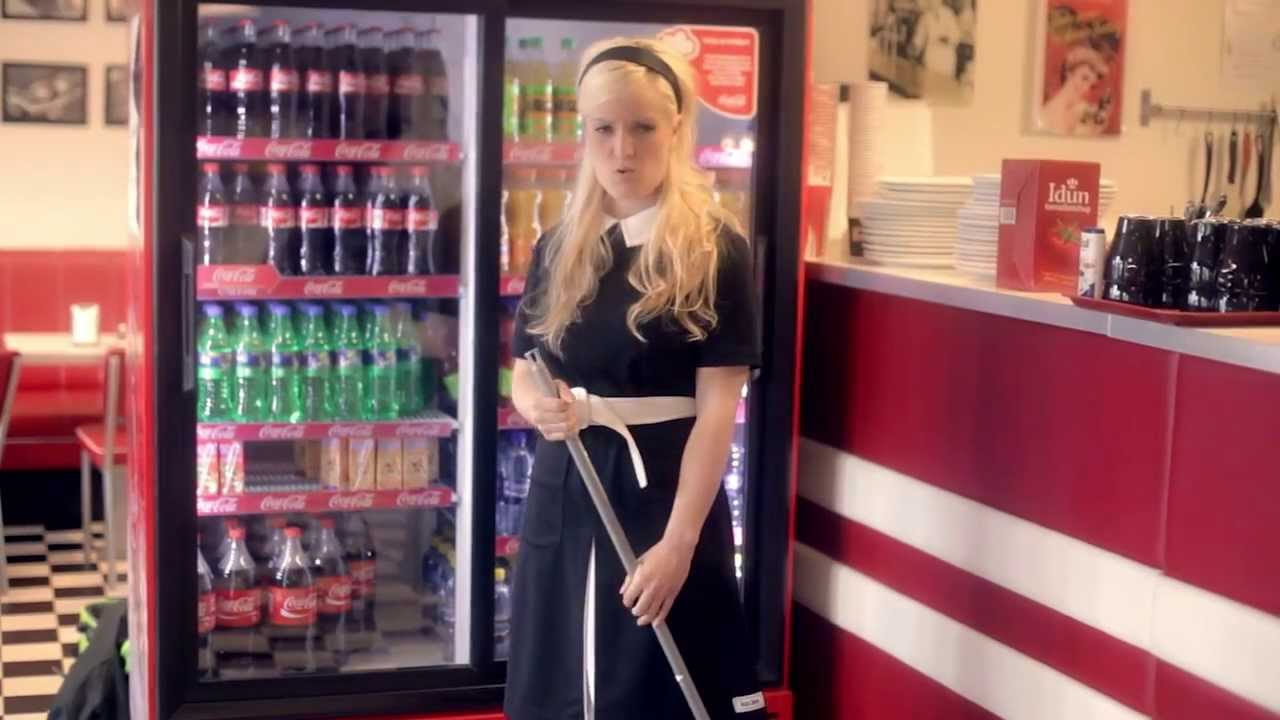 Maria Mohn - Her Shoes (Official Music Video)