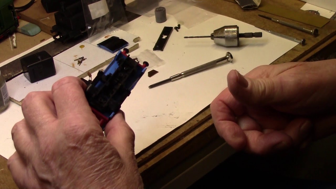 Enwin Fireless Locomotive Assembly Video