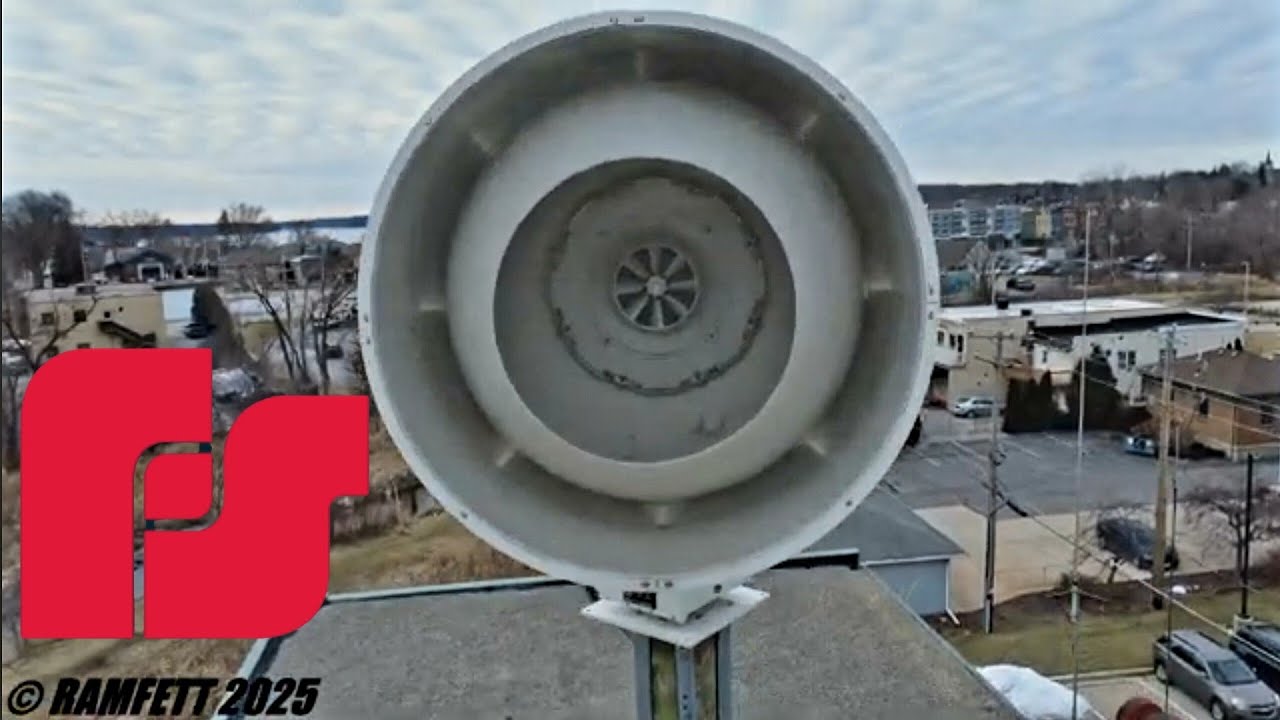 Federal Signal 508 Tornado Siren, Full Alert, Pewaukee, WI 1/8/2025