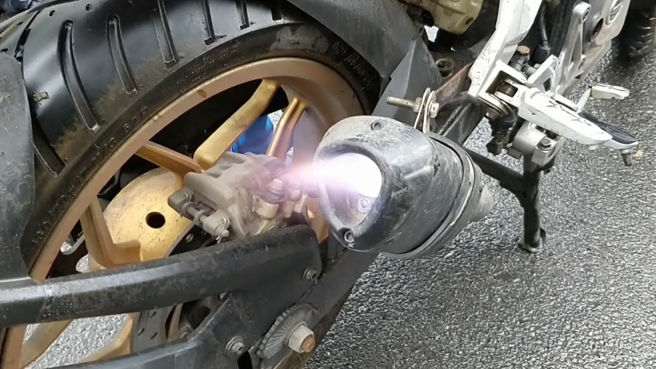 Flame shots on any motorcycle (Patakha sound)