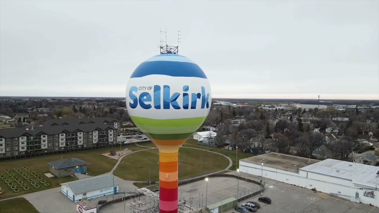 Lord Selkirk School Division - International Student Program