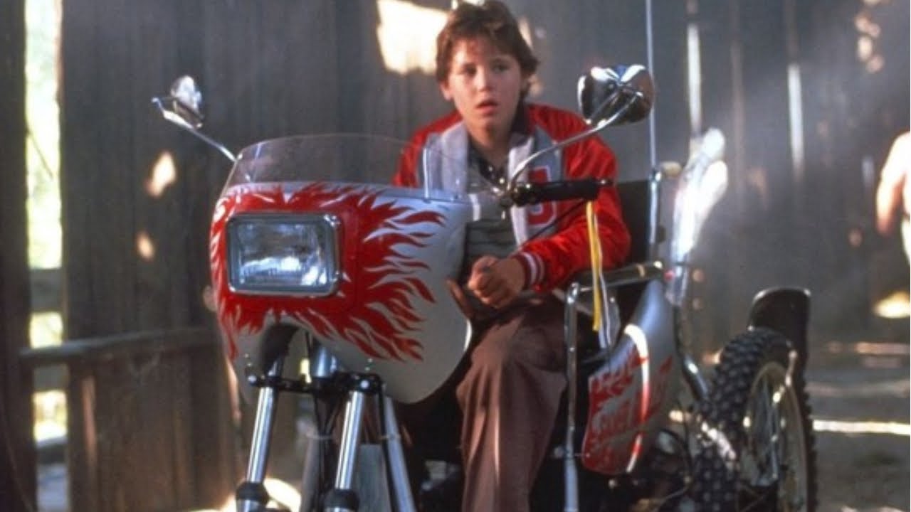 Silver Bullet (1985) Stephen King Halloween- (attack of the Werebear)