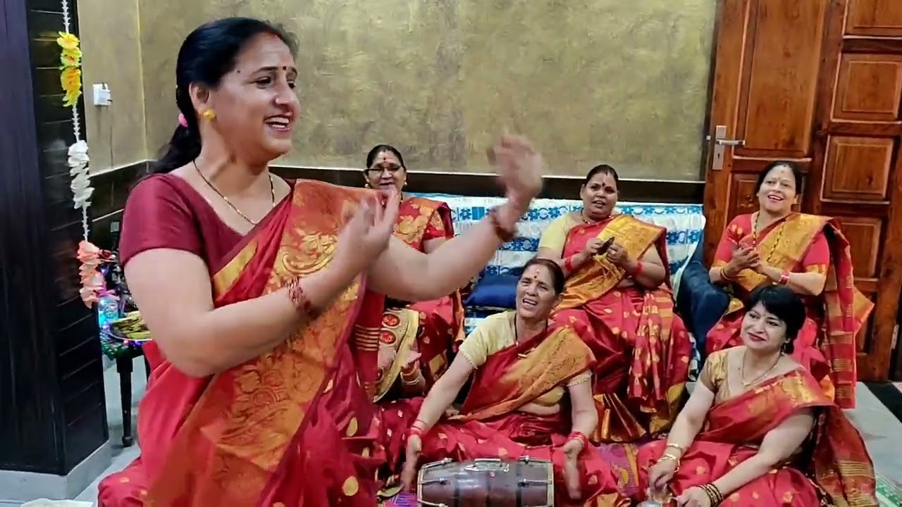 sadi spacialबन्ने ने किया टेलीफोन बन्नी के लिए क्या क्या में लाऊँ बन्नी आज तुम्हारे लिए @Ritapandey