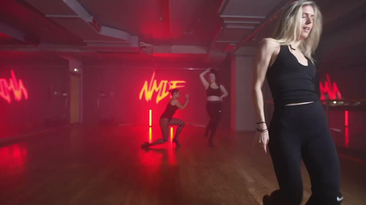 Heels Beginners | Choreo: El. Anastasiadou @el_anastasiadou | Annie Lennox - I Put A Spell On You