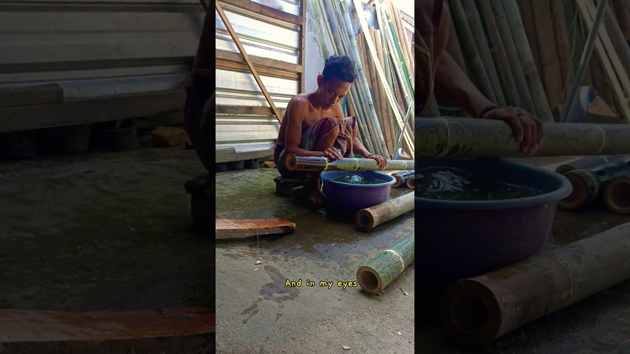 proses penyucian bambu hitam agar warna lebih terlihat jelas