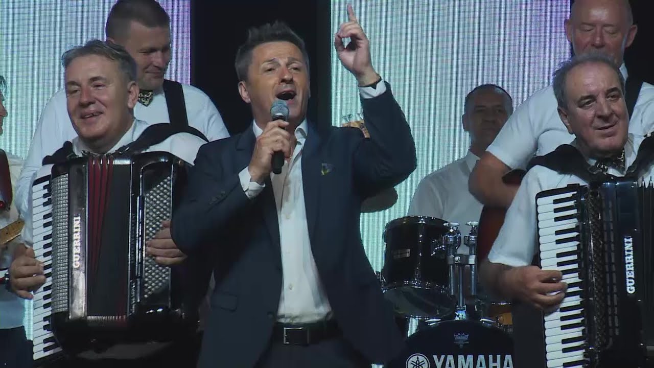 NIHAD ALIBEGOVIĆ - Tako se u Bosni pjeva - FESTIVAL NARODNE MUZIKE 