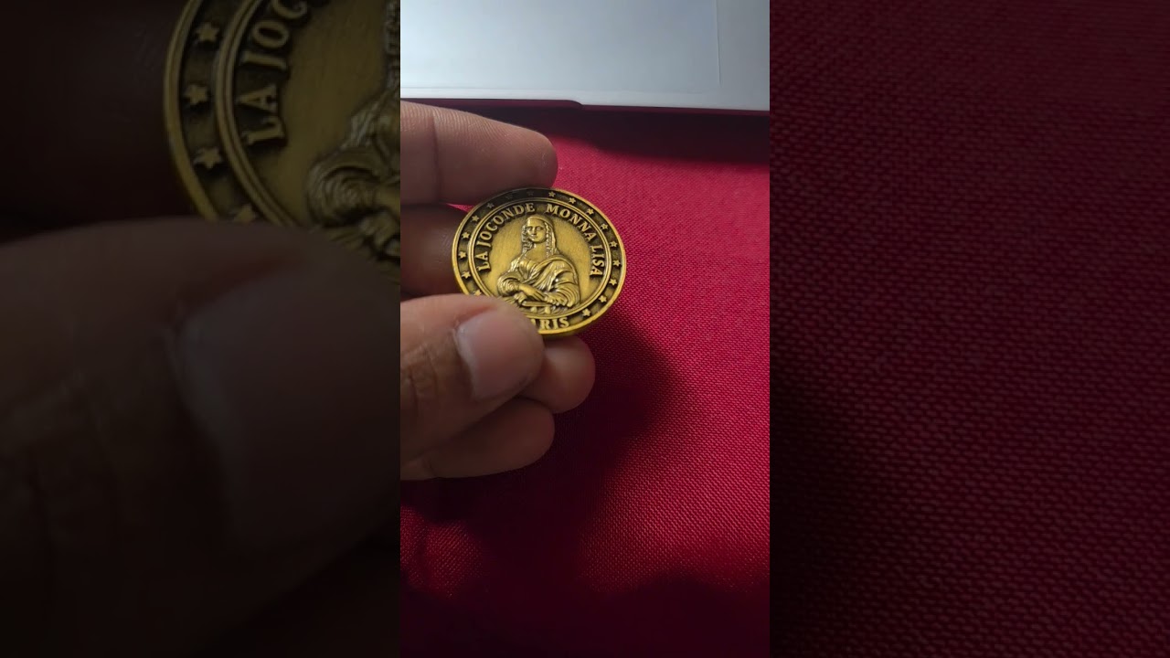 Rare Mona Lisa Coin in Paris 🇫🇷 #shorts
