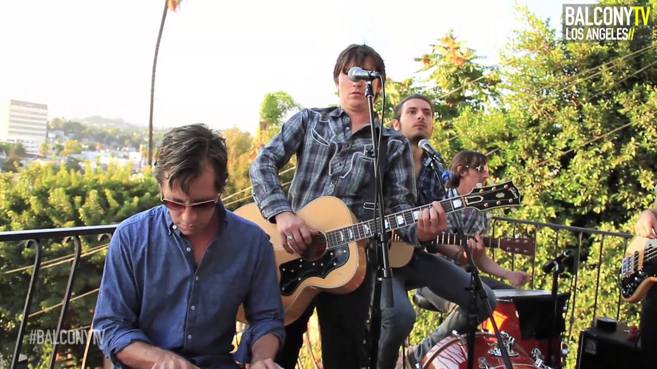 TROUP - THE GIRL DOWN THE LANE (BalconyTV)