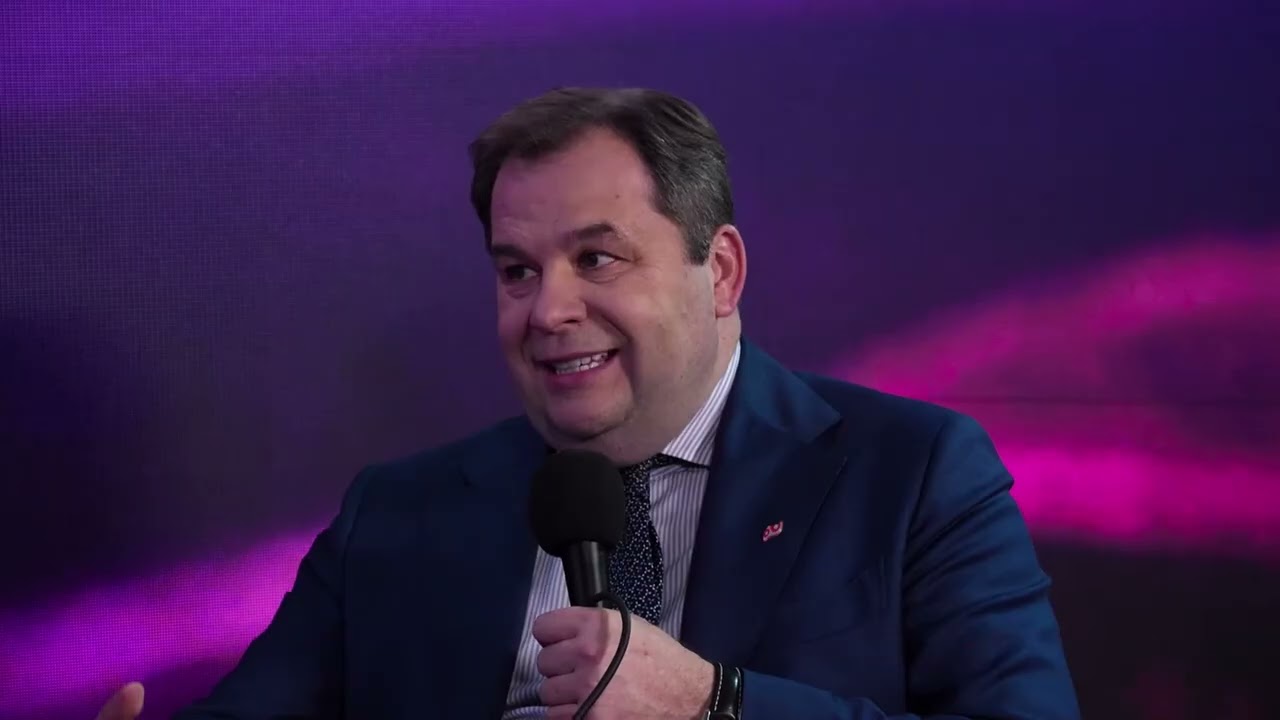 Poczta Polska wraca na rynek kurierski i stawia na usługi finansowe.