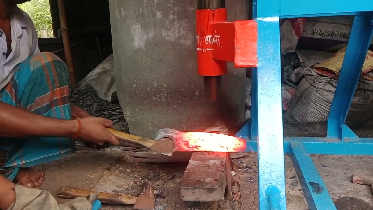 কামারি কাজের পাওয়ার হেমার মেশিন তৈরি করা হয়০১৭০৮৭০৩২৮৯w apও ইমু/০১৭৪৬১৮২০৮৯শিশা বাজার পোরশা নওগাঁ 