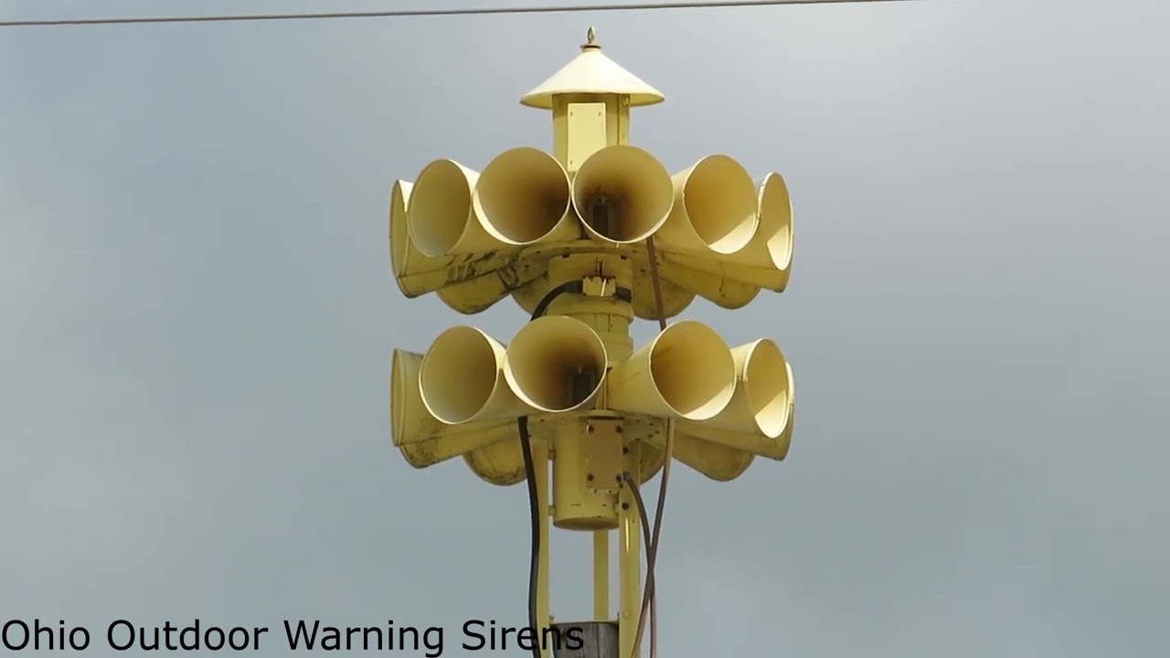 Federal Signal 3T22 Siren Test - Full Attack - Clyde, OH