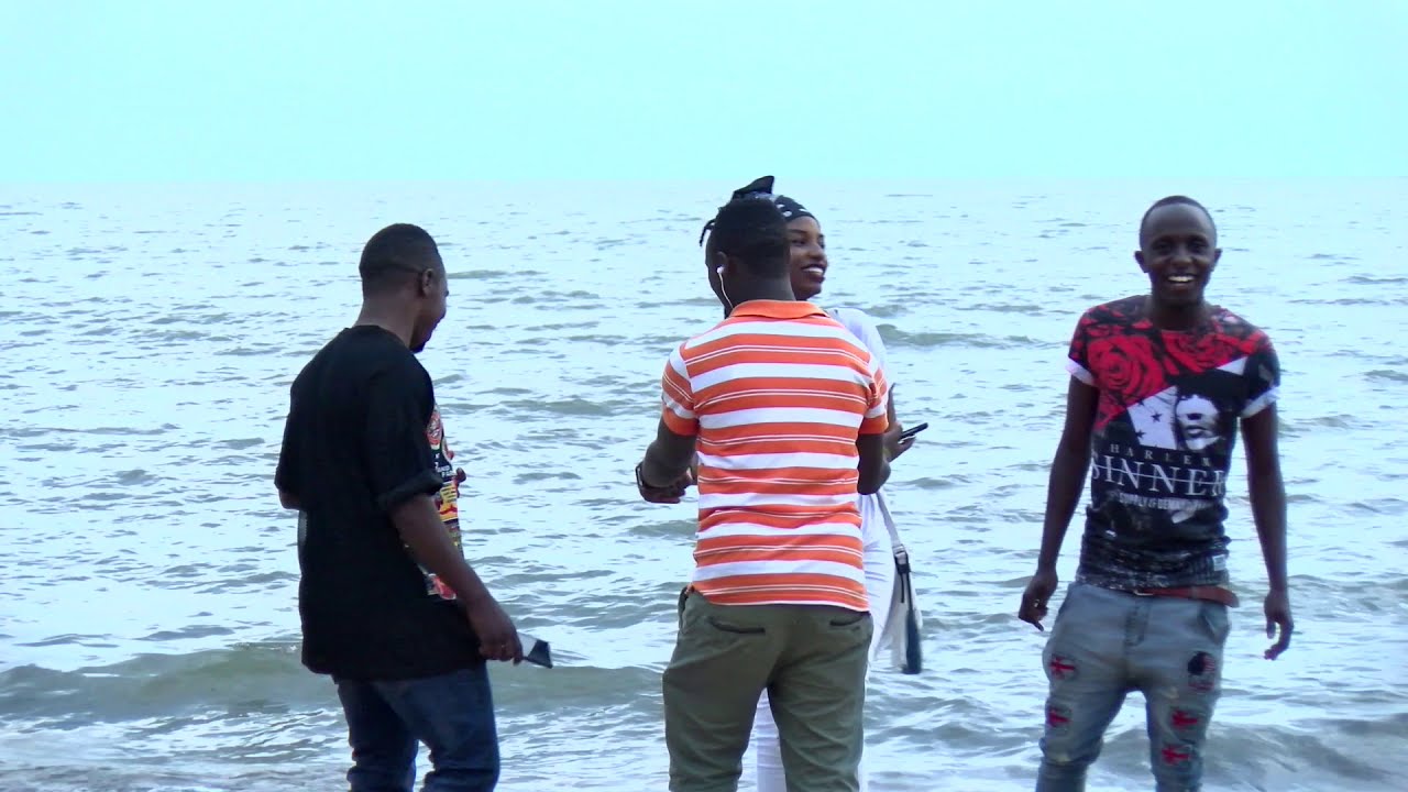La pollution du lac Tanganyika par Albert Mbonerane