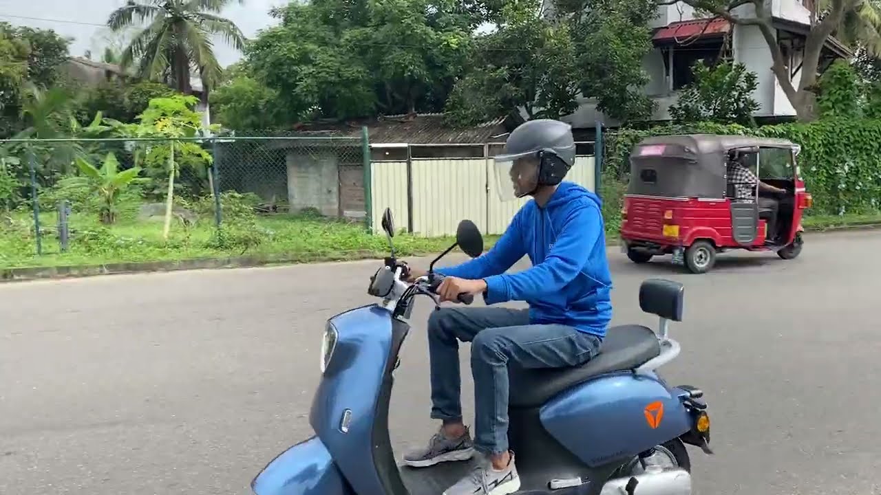 Yadea M6 Electric Scooter | Diganthaya Magazine