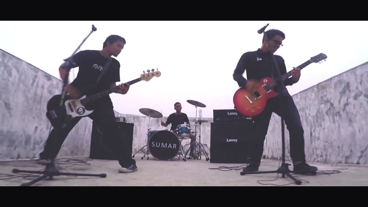 SUMAR - Never Break Me Down (Official Music Video)