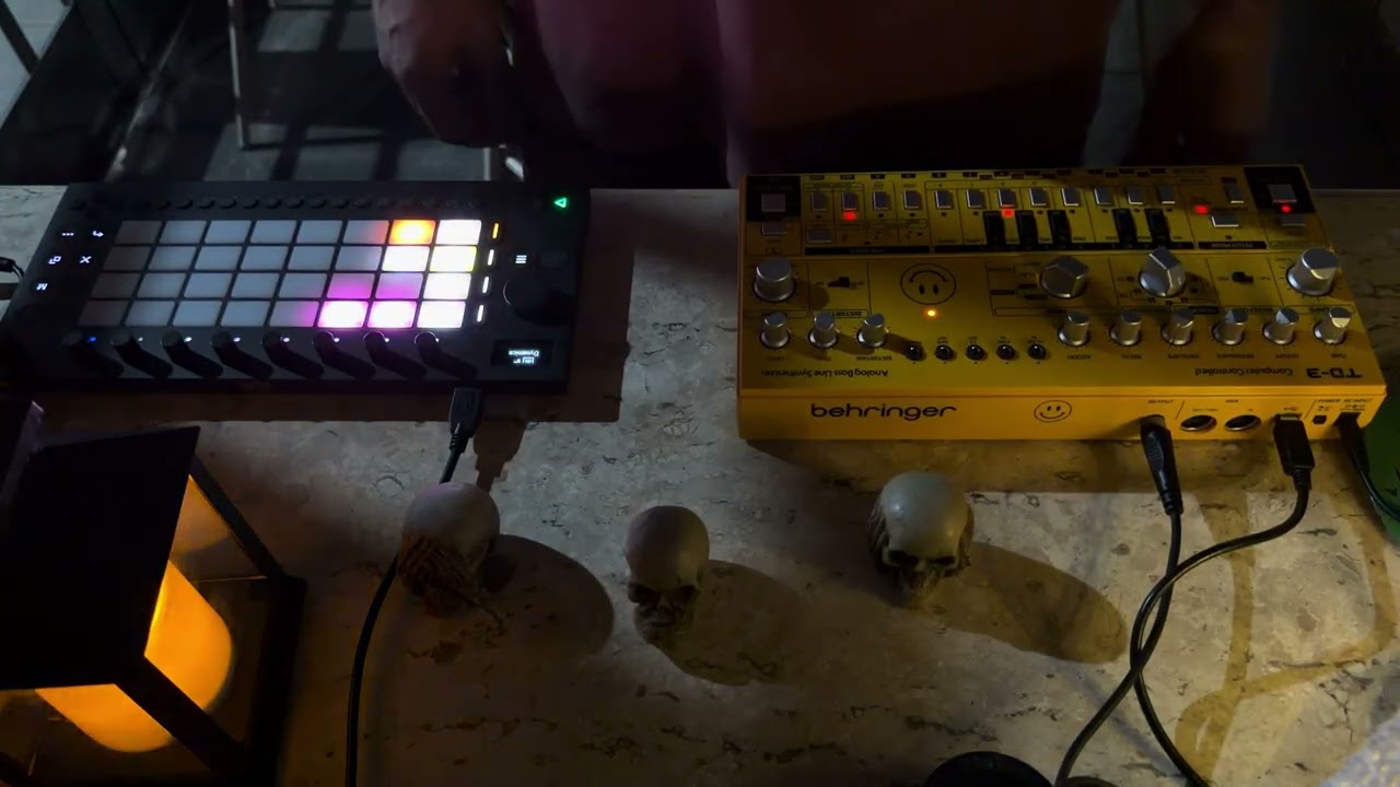 Dark Acid TD3/MoVe 
