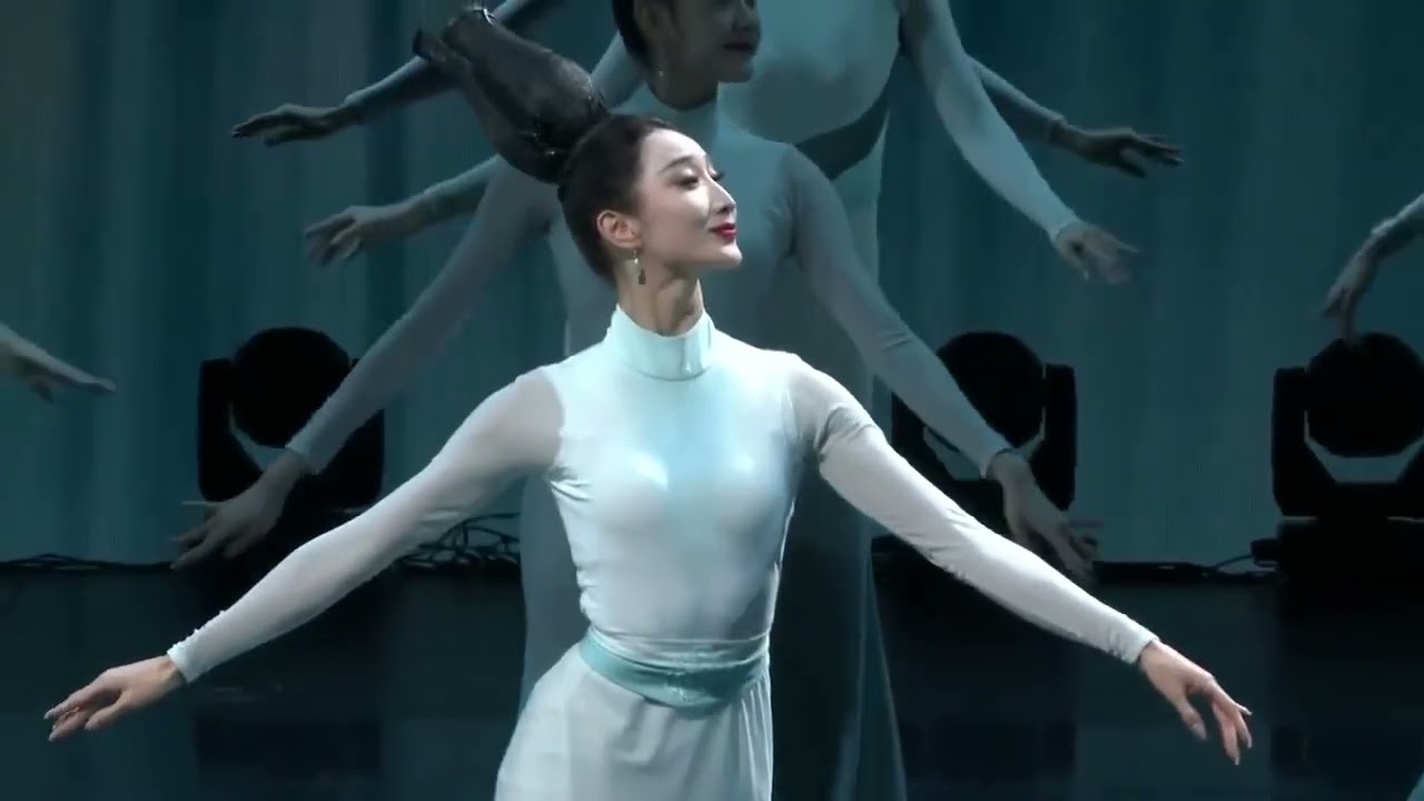 《唯此青白》选段《瓷影》【中国东方演艺集团 朱瑾慧】