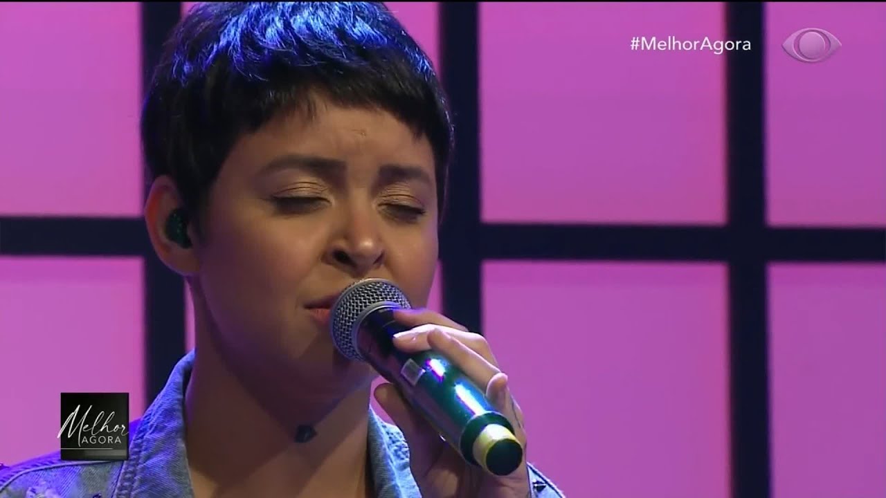 Kell Smith canta o hit 