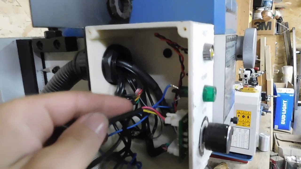 Forward and Reverse switch on LMS Mill