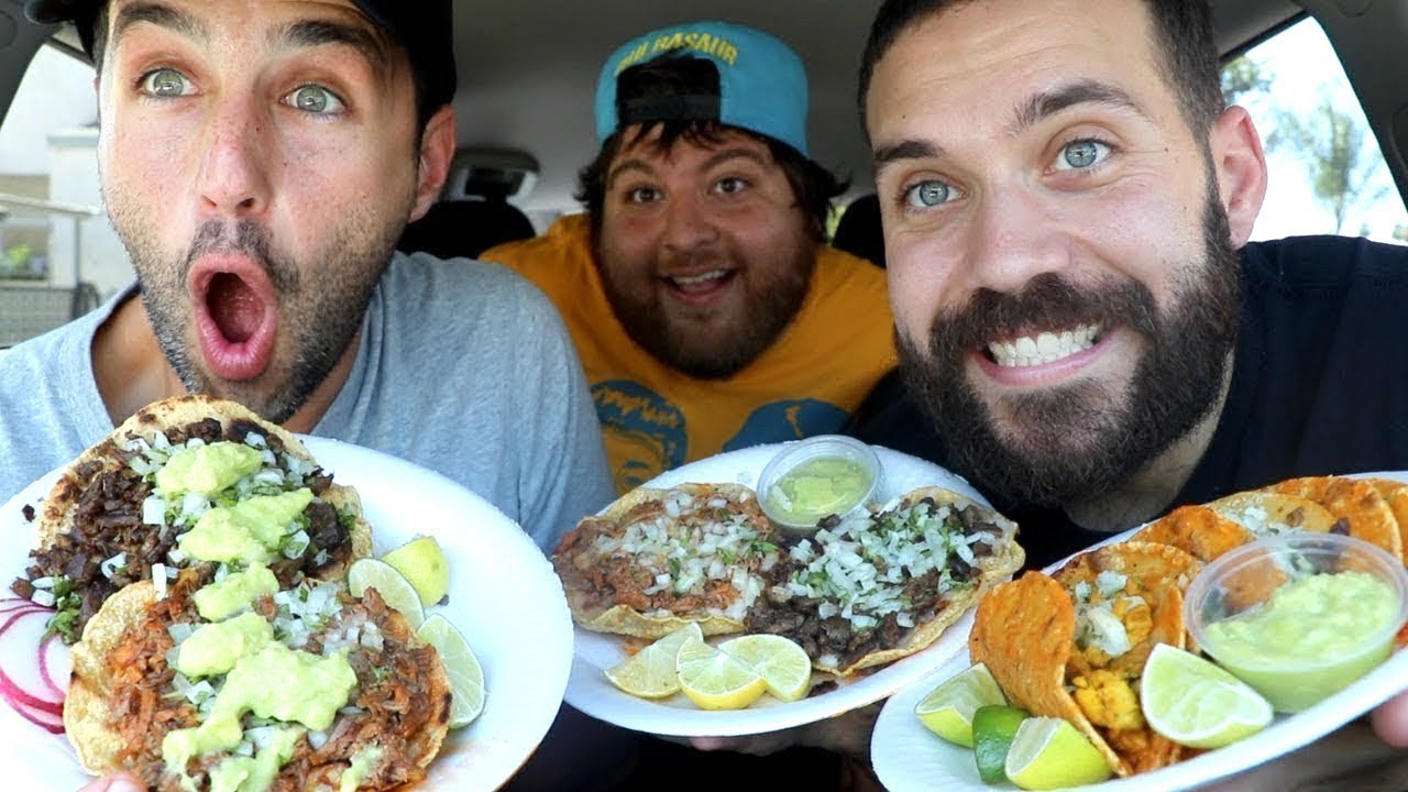 ДЖОШ, ДЖОНА и ДЖО МЕКСИКАНСКИЕ ТАКО BIRRIERIA MUKBANG!!