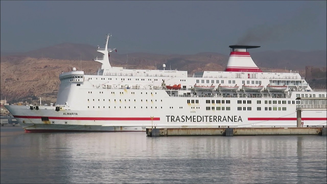 Almariya saliendo del puerto de Almería  Rampa 4