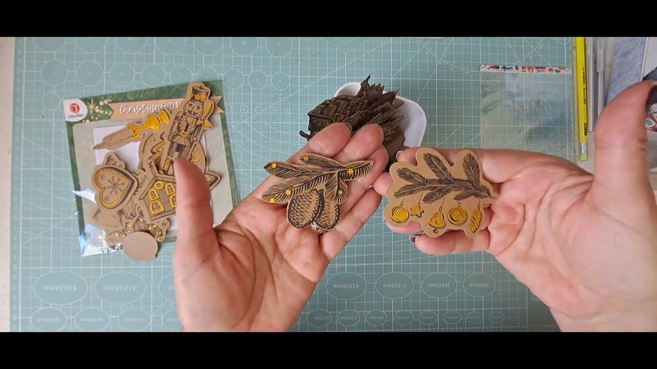 CARTE INTERACTIVE avec DIE CUTS ACTION 