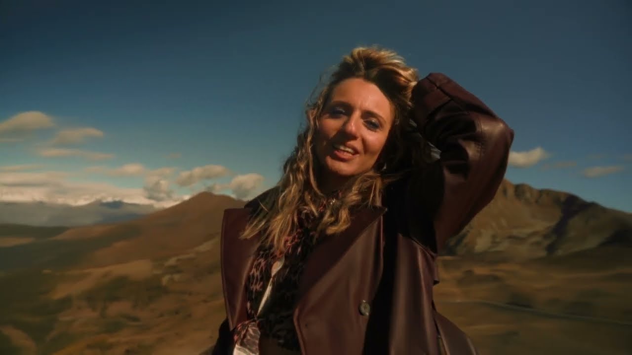 Carmen Ferrante - DIAMANTI (Official Video)