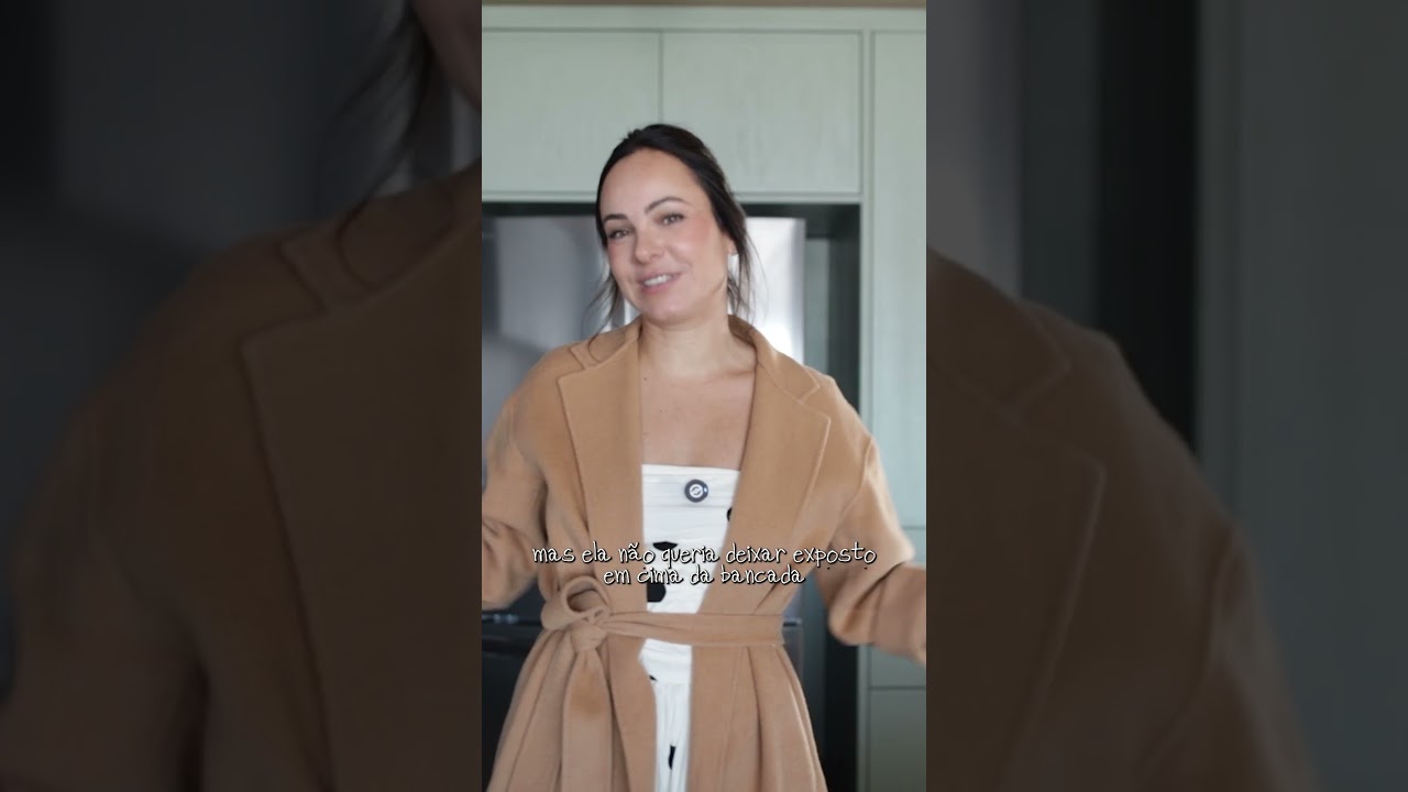 Arm&aacute;rio para eletros port&aacute;teis: pr&aacute;tico e com portas escamote&aacute;veis 💚