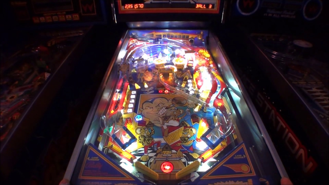 Bally Mousin' Around Pinball Machine