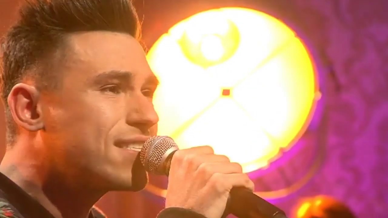 Rokas Laureckis. Kai tu galvoji apie mus (muz.ir žodž. Stanislavo Stavickio).Dainuok mano dainą.