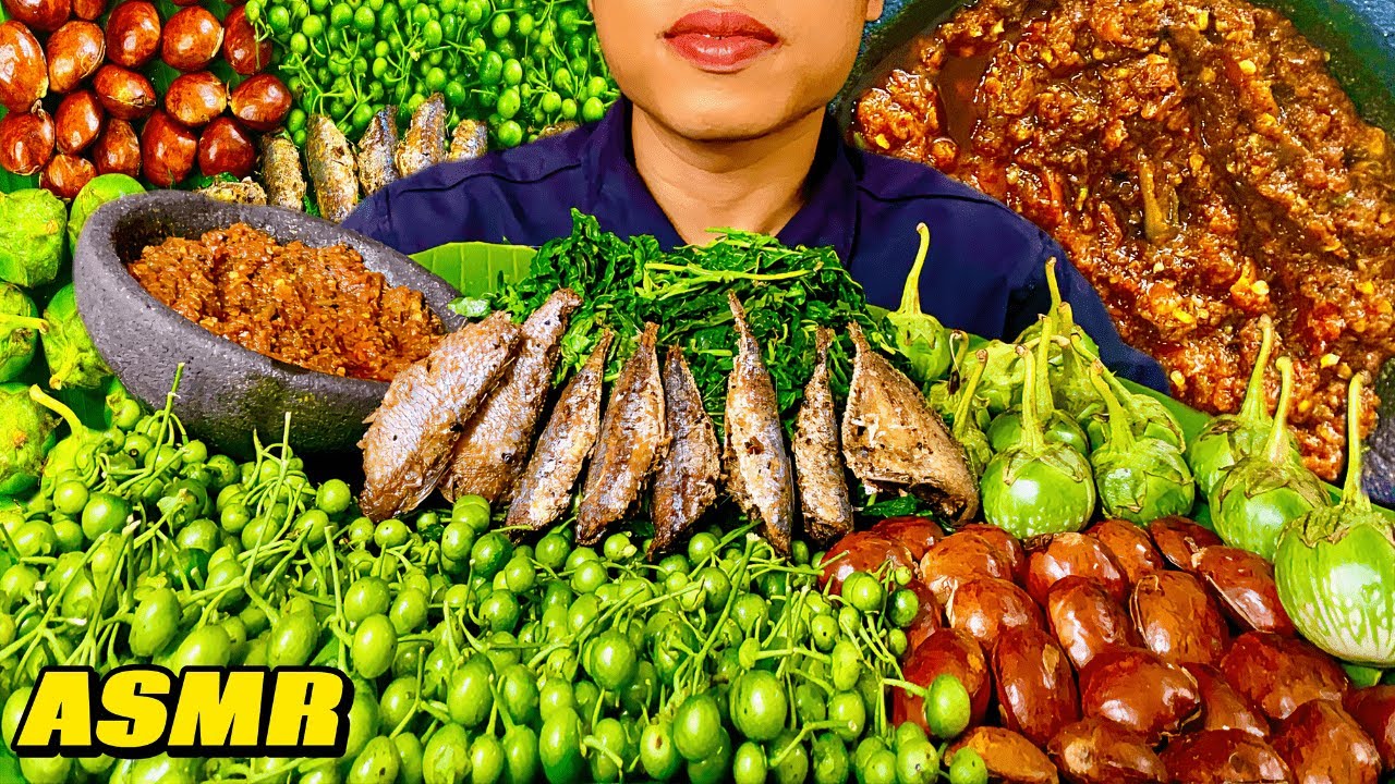 ASMR RAW JENGKOL, LEUNCA, BOILED CASSAVA LEAVES, SALTED FISH, EGGPLANTS & SAMBAL MUKBANG INDONESIA