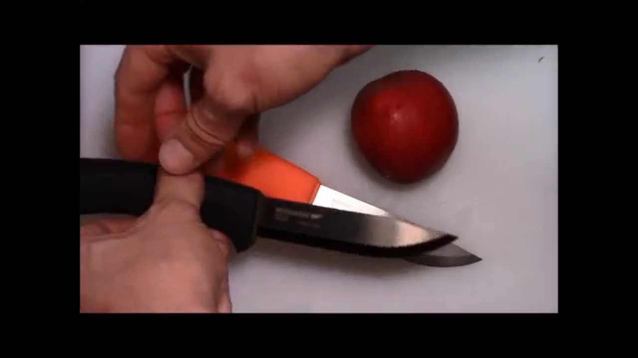 Mora Bushcraft Orange: Orange is the New Black!