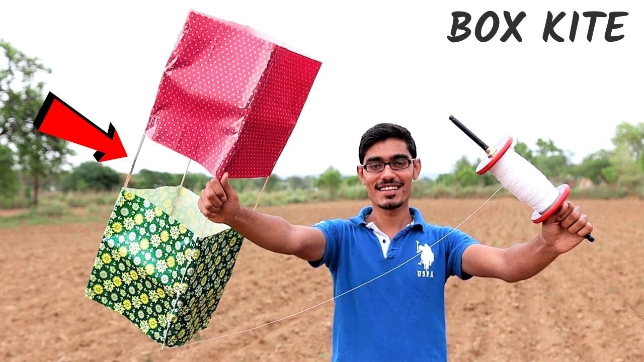 We Made BOX KITE | अजीबोगरीब पतंग जो उड़ती भी है |