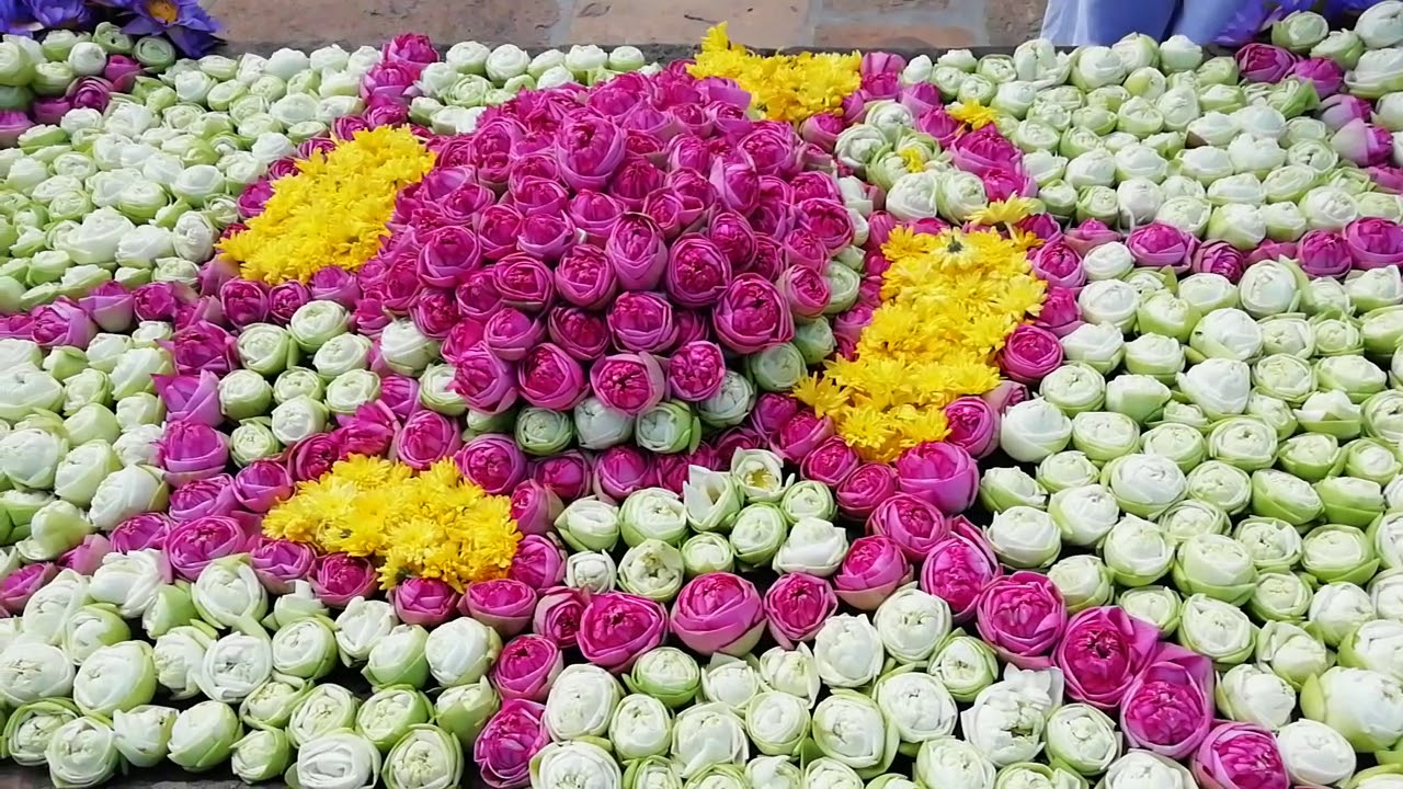 Ruwanweli maha seya(රුවන්වැලිසෑය )