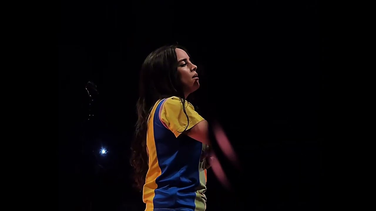 Billie Eilish - Cry Me a River (Ella Fitzgerald Cover)