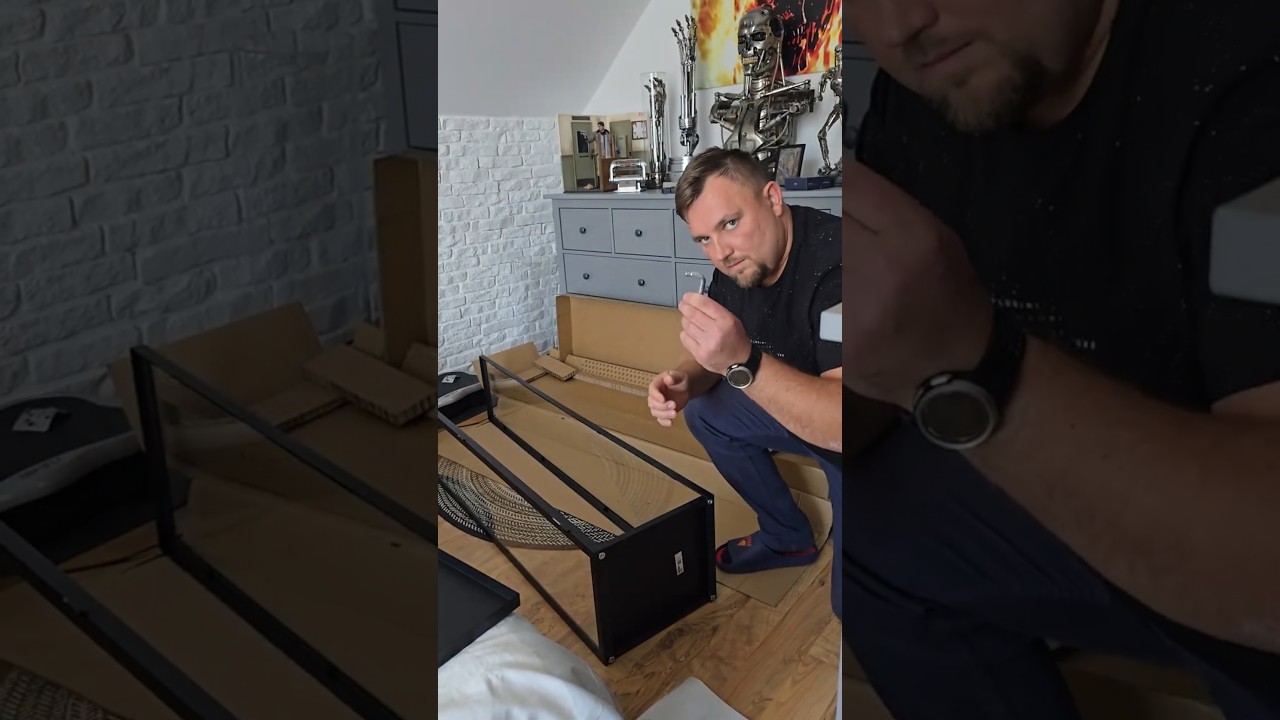 Z ekranu na p&oacute;łkę #10 &ndash; Detolf 2.0 - BL&Aring;LIDEN 📦➡️🪟 #shotrs #actionfigures #ikea