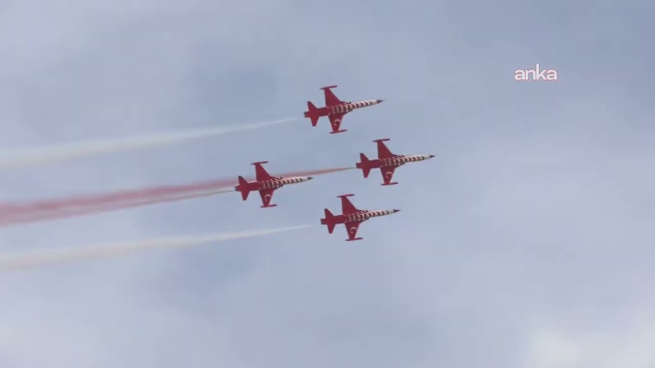 Türk Yıldızları, Uluslararası Anadolu Ankası-2025 Tatbikatı'nda gösteri uçuşu yaptı