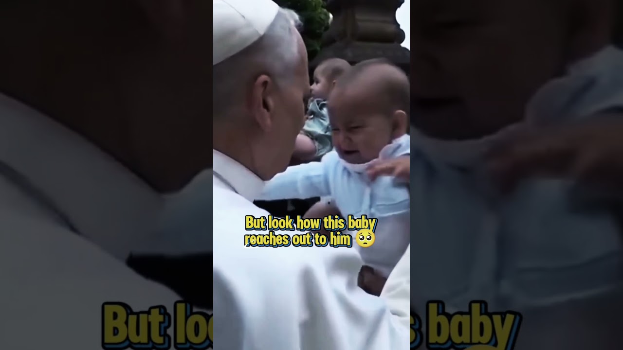 He literally begged Pope Leo XIV to hold him! 🥺🕊️ #Shorts