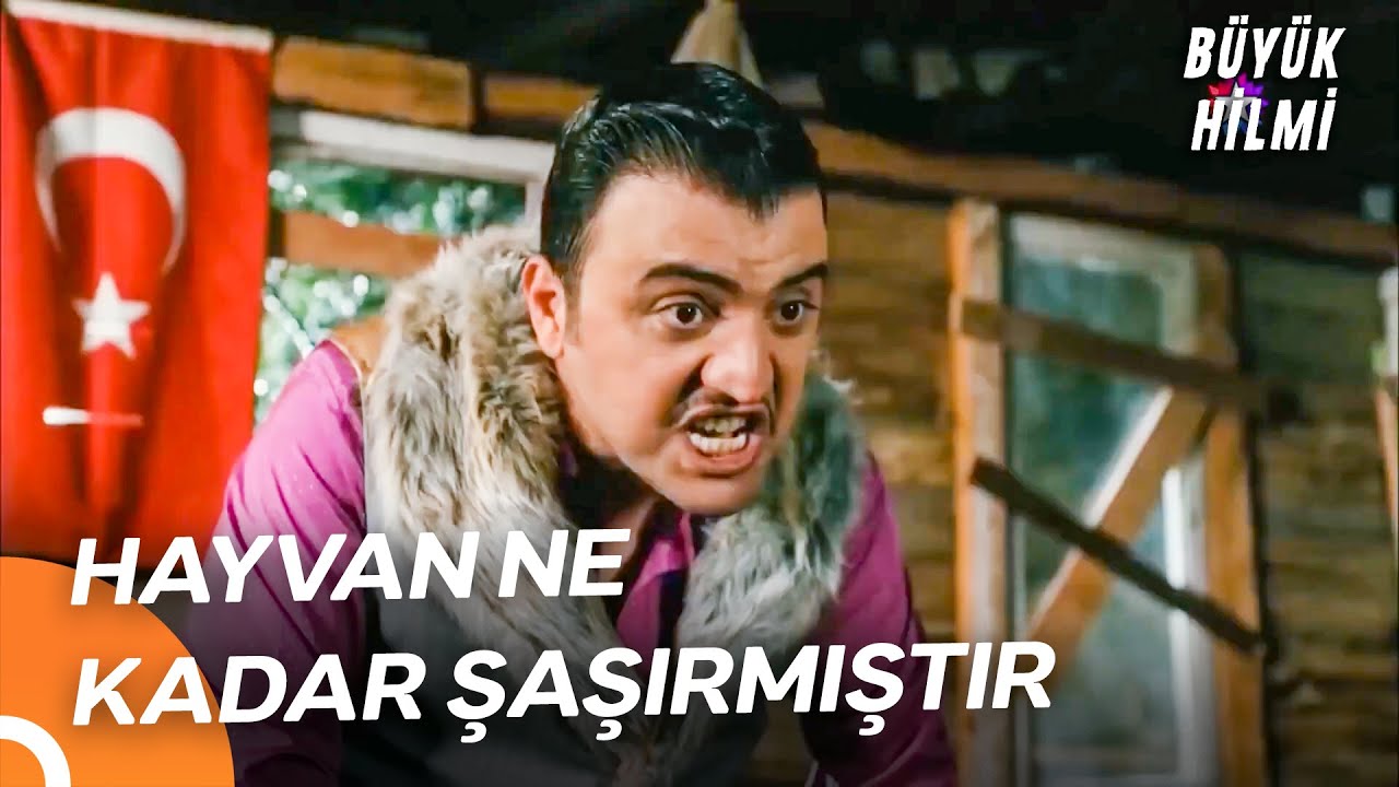 Acaba Bu Adam Beni Niye Kovalıyor Diye Düşünmüştür