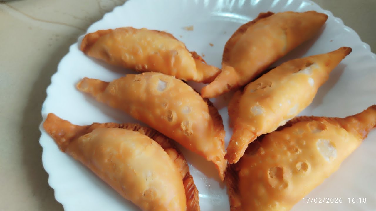 Kajji kayalu recipe # కజ్జికాయలు # gujiya snack recipe # authentic indian snack recipe kajjikayalu #