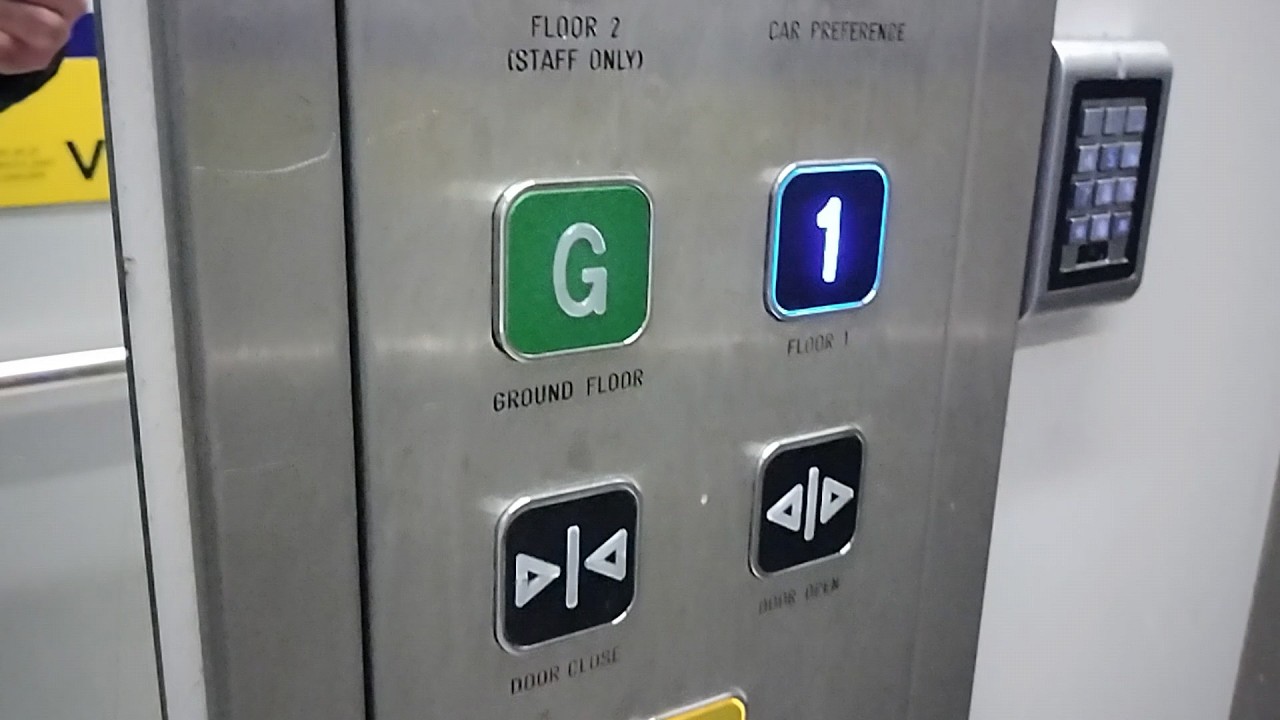 Modernised Oakland Lift at WHSmith in Worcester
