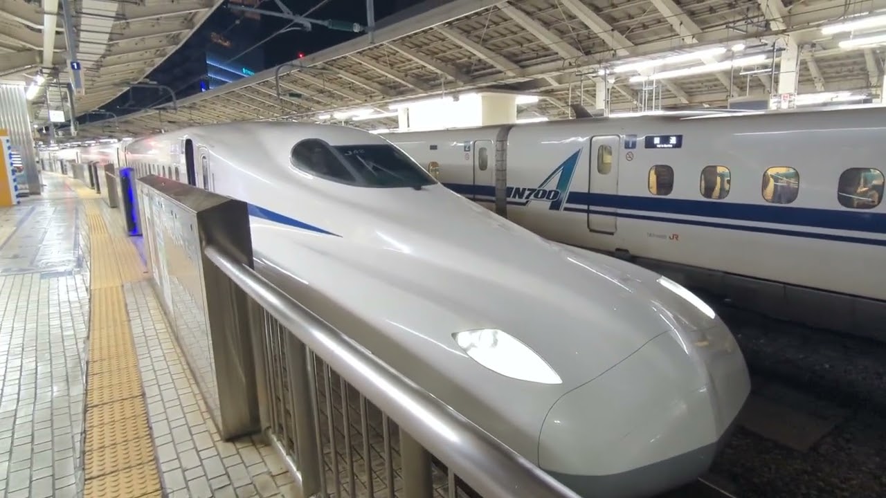 2026年1月3日JR東海東海道新幹線東京(駅)15番線停車中 N700S(系)·J42編成運行669Aひかり669号 16番線到着→停車 N700A(系)·G30編成運行9458Aのぞみ458号