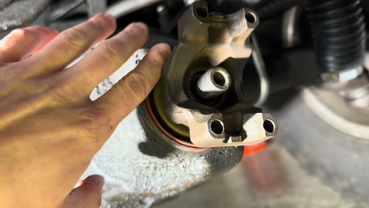 Замена сальника шестерни Dana 44
